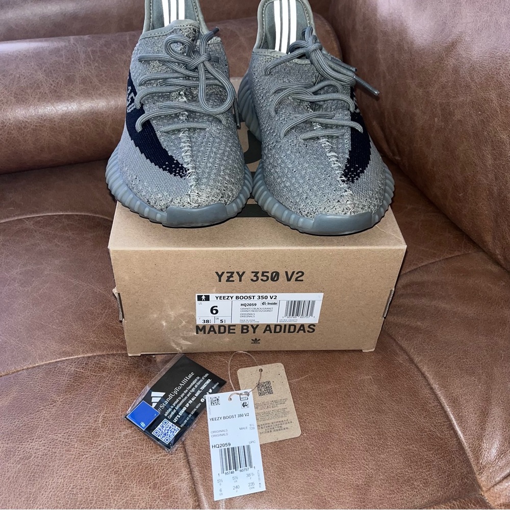 adidas YEEZY 350 Boost V2 "granite” sneakers men’s size 6